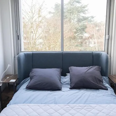 Pleasant 67 M2 With Balcony Absolutely Quiet Apartment *